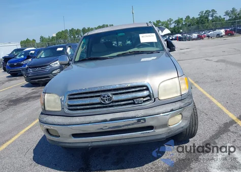 2001 Toyota Tundra Sr5 V8 из США, поврежденный, VIN 5TBRT34151S157324
